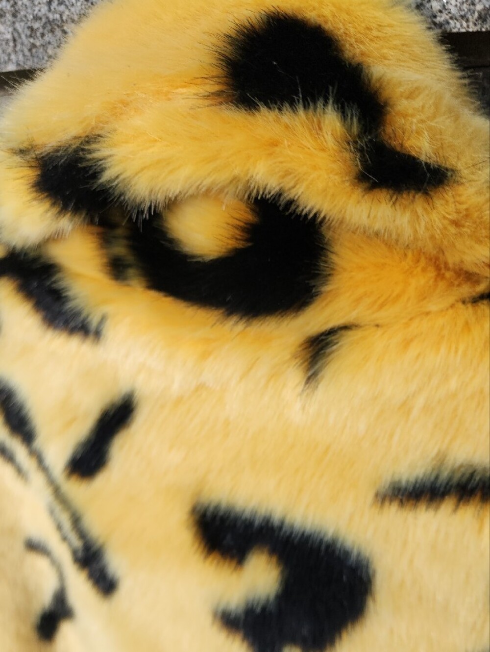 Lazy Oaf Yellow & Black Faux Fur Animal Print Coat Size Small - Picture 5 of 11